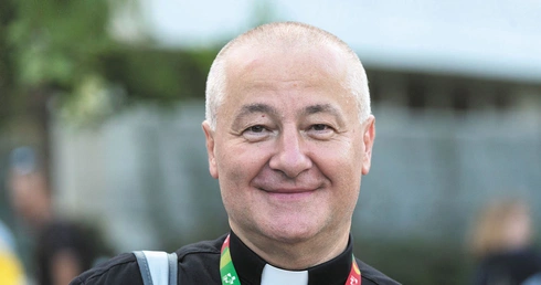 Bp Artur Ważny o św. Józefie: Józef w niebieskiej kurtce