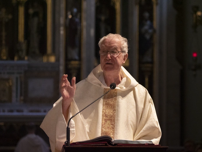 Kard. Radcliffe OP dla „Gościa”: Franciszek  pomaga Kościołowi być otwartym na przyszłość