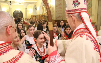 Pod tym strojem kryją się szlachetny duch, wierność, służba i gorliwość