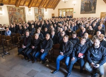 Nadzwyczajni szafarze na dniu skupienia w Nowym Sączu