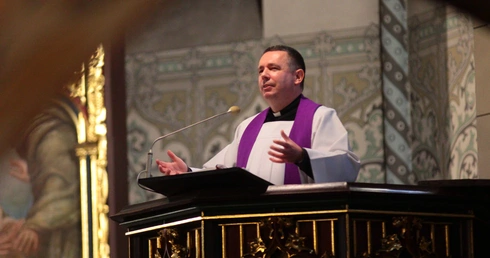 Legnica. Rekolekcje w miejscu cudu eucharystycznego