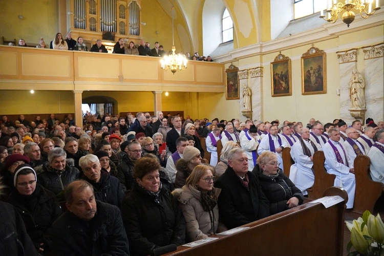 Msza św. pogrzebowa w intencji śp. ks. Marka Mekwińskiego