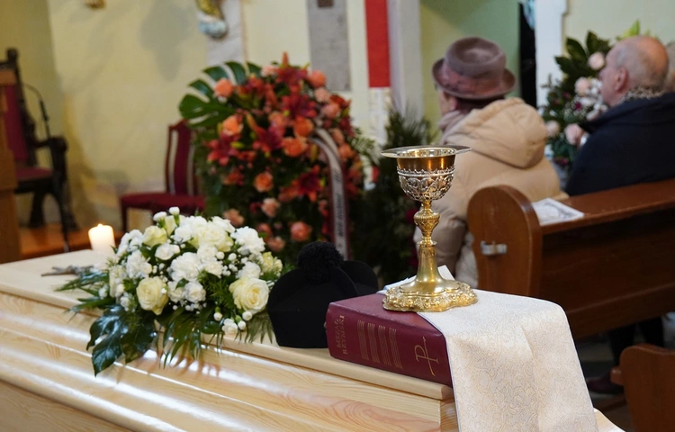 Msza św. pogrzebowa w intencji śp. ks. Marka Mekwińskiego