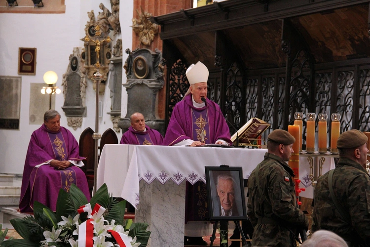 Msza św. pogrzebowa w intencji śp. prof. Stanisława Gebhardta