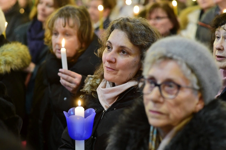 Gietrzwałd. 24 Godziny Męki Pańskiej za Polskę