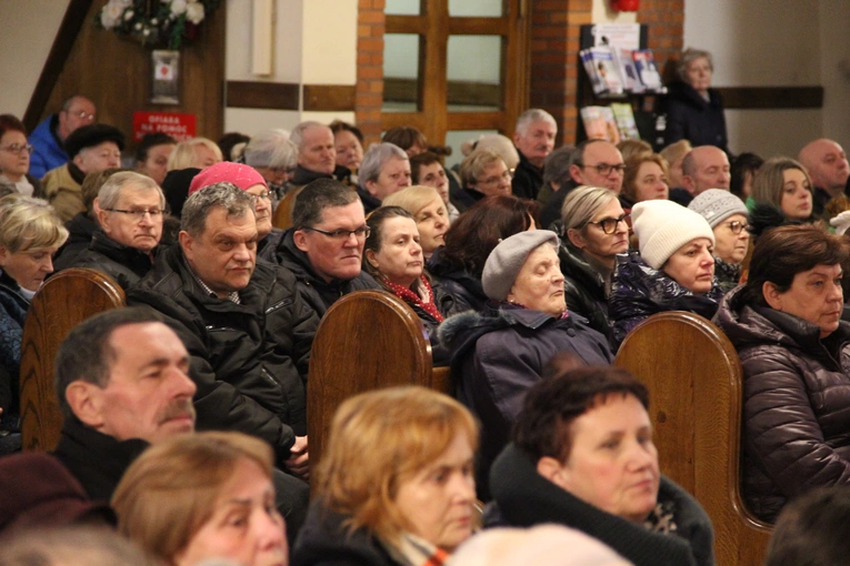 Nowy Sącz. Wielkopostny dzień skupienia dla grup o. Pio