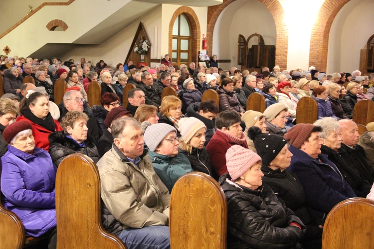 Nowy Sącz. Wielkopostny dzień skupienia dla grup o. Pio