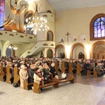 Nowy Sącz. Wielkopostny dzień skupienia dla grup o. Pio