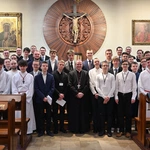 Młodzi mężczyźni w Gdańskim Seminarium Duchownym
