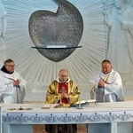 Eucharystia w 100-lecie parafii franciszkańskiej