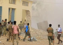 Somalia: Atak islamistów na hotel. Akcje rządowe przeciw „khawarij”