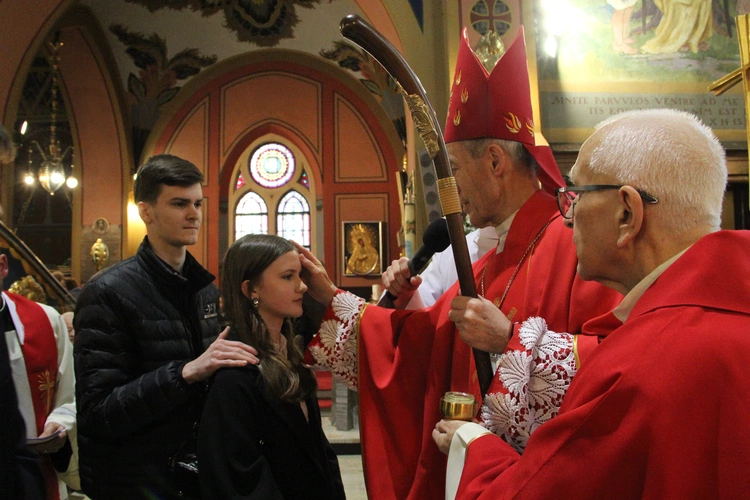 Nowy Sącz. Bierzmowanie w kościele św. Kazimierza 2025