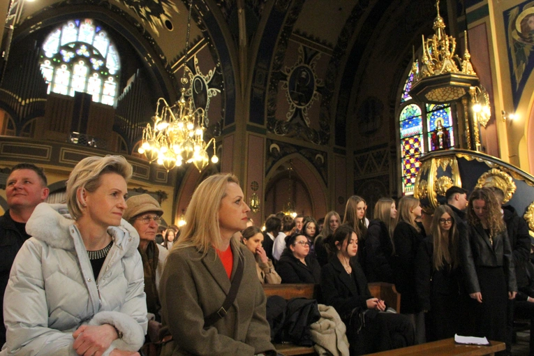 Nowy Sącz. Bierzmowanie w kościele św. Kazimierza 2025