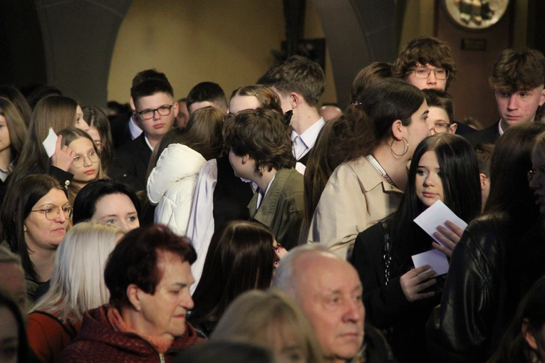 Nowy Sącz. Bierzmowanie w kościele św. Kazimierza 2025