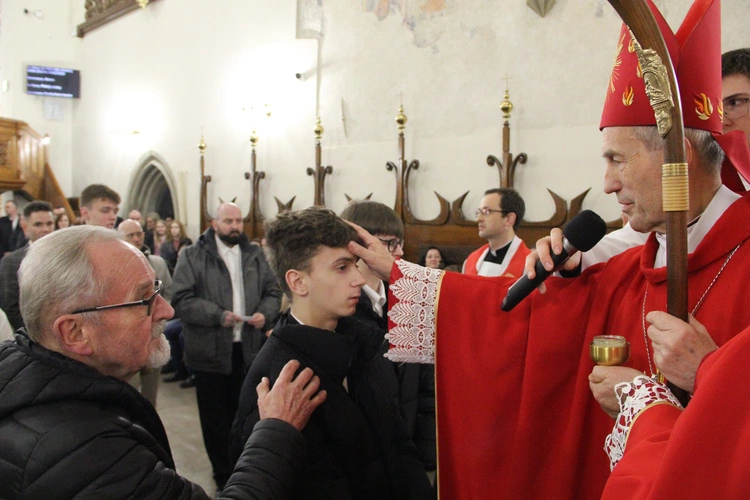 Nowy Sącz. Bierzmowanie w bazylice św. Małgorzaty 2025