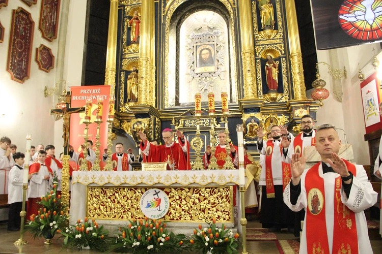 Nowy Sącz. Bierzmowanie w bazylice św. Małgorzaty 2025