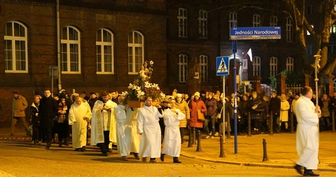 Św. Józef w Karmelu i na ulicach Wrocławia