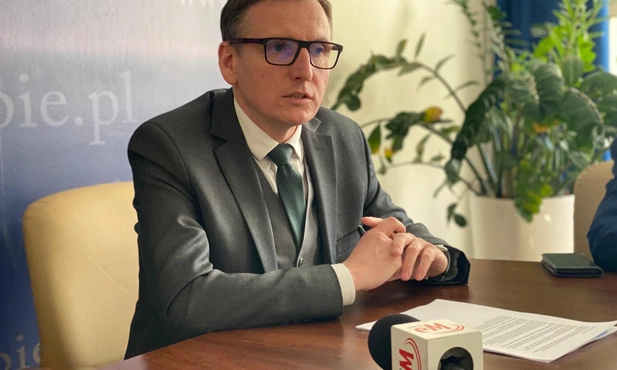 Jastrzębie-Zdrój. Na razie nie będzie zapowiadanego powrotu pociągów