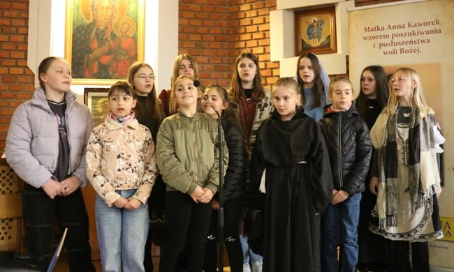 Droga Krzyżowa w parafii św. Rafała Kalinowskiego