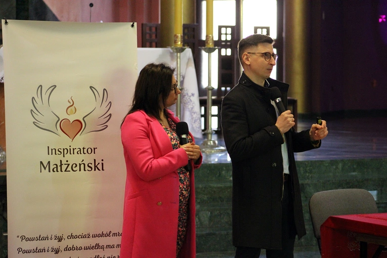 Inspirator małżeński - spotkanie małżeństw w parafii pw. NMP Królowej Pokoju na wrocławskich Popowicach 