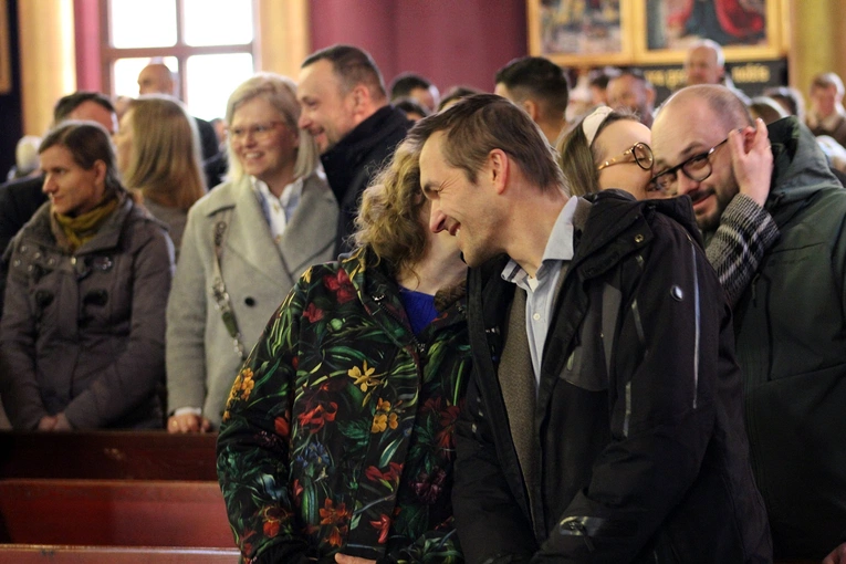 Inspirator małżeński - spotkanie małżeństw w parafii pw. NMP Królowej Pokoju na wrocławskich Popowicach 