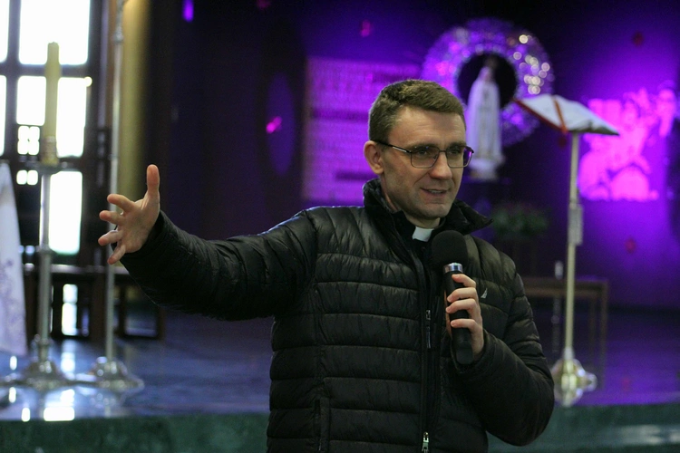 Inspirator małżeński - spotkanie małżeństw w parafii pw. NMP Królowej Pokoju na wrocławskich Popowicach 