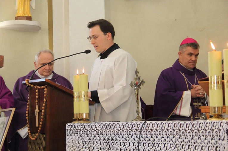 Pogrzeb ks. Janusza Kozłowskiego cz.1