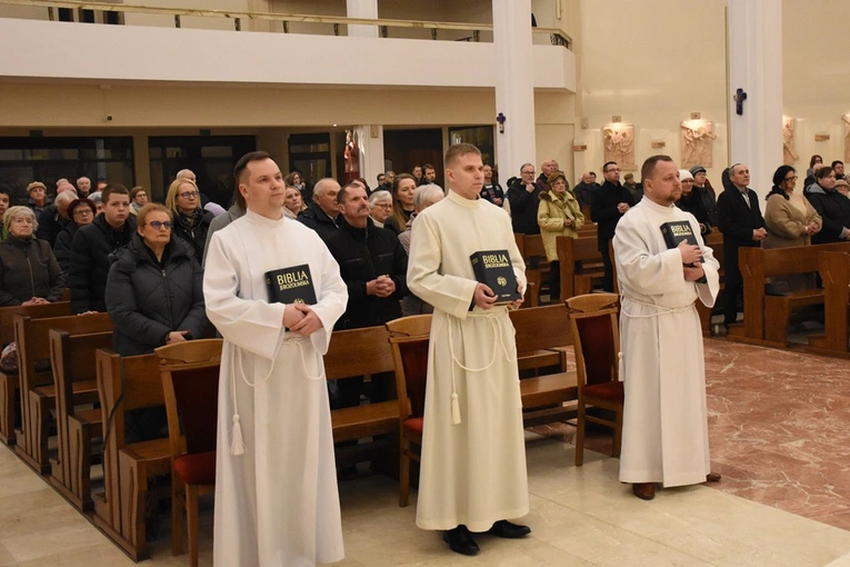 Udzielenie posługi lektoratu