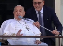 Papież: podczas długiego pobytu w szpitalu doświadczyłem cierpliwości Boga