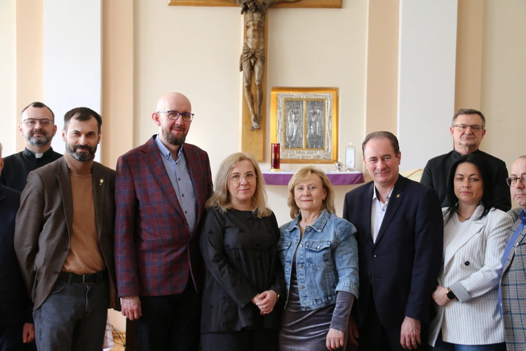 Płock. Dzień skupienia dla kandydatów na diakonów stałych