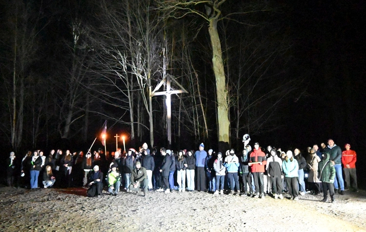 II Leśna Droga Krzyżowa w Głubczycach