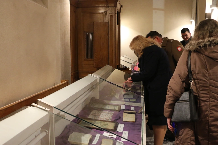 Modlin. Jubileuszowa wystawa pamiątek wiary