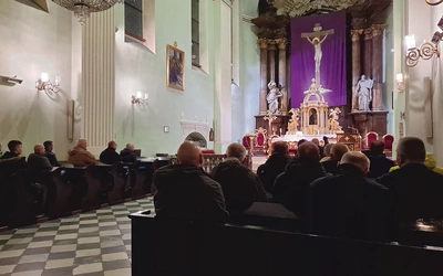 Na męskich rekolekcjach w kościele św. Marii Magdaleny w Cieszynie.