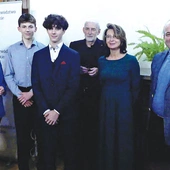 Od lewej: Marta Dąbrowska, Mateusz Franczak, Michał Salepa, Piotr Kenig, Dorota Pelczarska i ks. Tomasz Sroka.