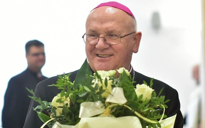 Po Mszy św. goście przeszli do kurii, by złożyć życzenia abp. Józefowi Górzyńskiemu. 