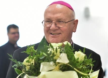 Po Mszy św. goście przeszli do kurii, by złożyć życzenia abp. Józefowi Górzyńskiemu. 