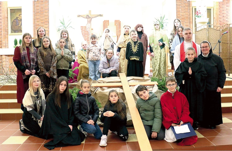 	Zachęcali, by każdy z nas stanął przy krzyżu Chrystusa.