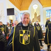 Jacek Skoczeń w Rajbrocie 16 marca, na erygowaniu chorągwi w tej parafii.