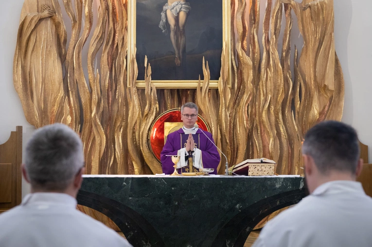 Tarnów. Dzień skupienia dla nadzwyczajnych szafarzy - cz. 3