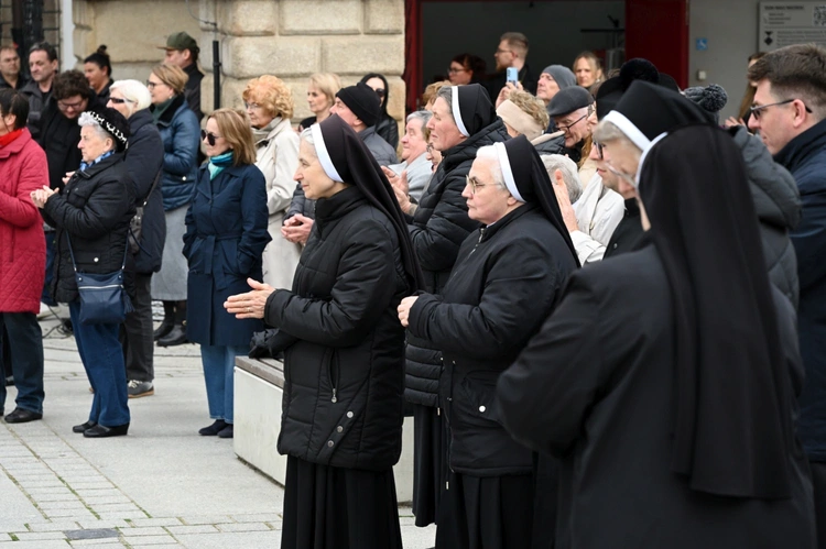 Odsłonięcie tablicy poświęconej błogosławionym męczennicom