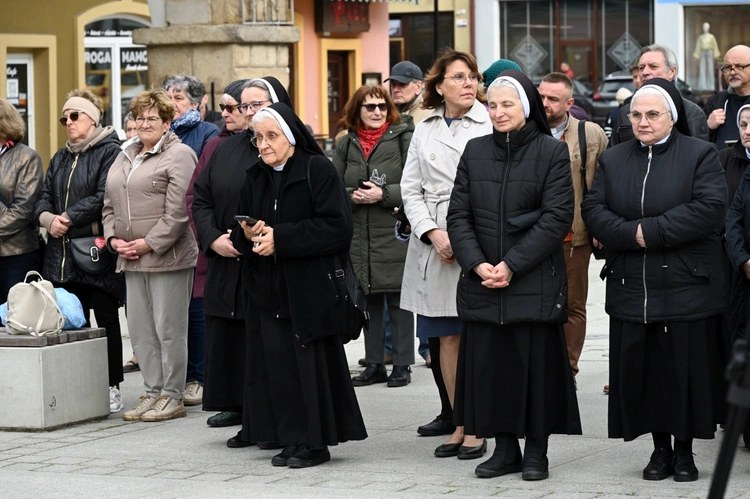 Odsłonięcie tablicy poświęconej błogosławionym męczennicom
