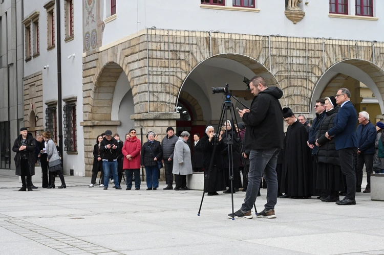 Odsłonięcie tablicy poświęconej błogosławionym męczennicom