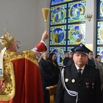 Relikwie Ulmów i nowe witraże w Grabnie
