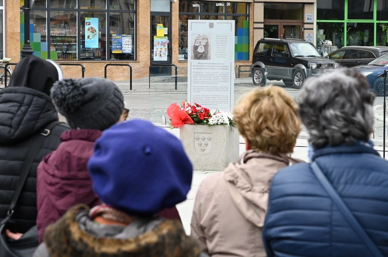 Odsłonięcie tablicy poświęconej błogosławionym męczennicom