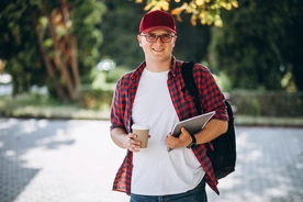 Na studiowanie nigdy nie jest za późno. Sprawdź, dlaczego studia po 30 to świetna decyzja!