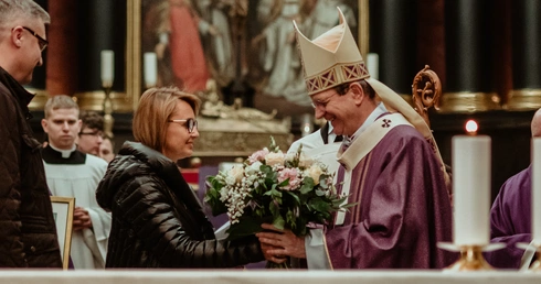 Pasterz powinien przybliżać do Boga