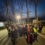 Droga Krzyżowa z Janikowa do kościoła stacyjnego w Ożarowie