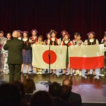 La Fontaine i Puellae Orantes