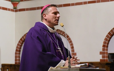 Umiał słuchać ludzi, bo słuchał Boga