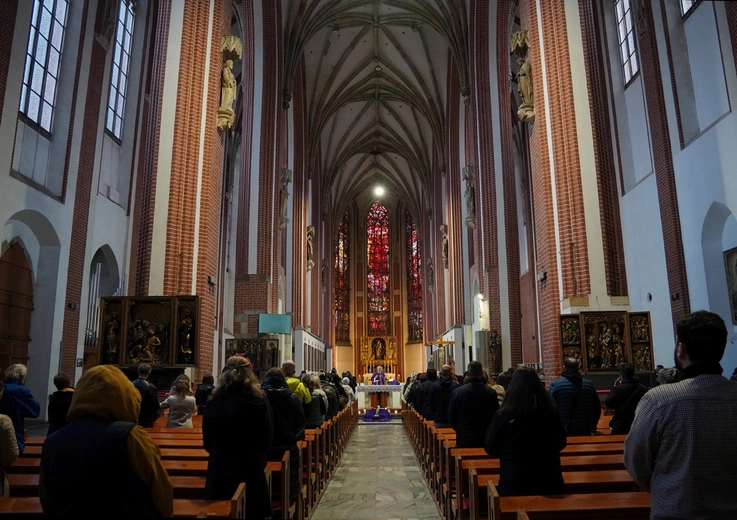 Kościół NMP na Piasku. 9 godzin pod sercem Maryi